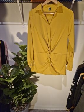 Women's Twist-Front Collared Blouse - Mustard Yellow